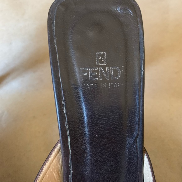 Fendi square toe monogram beaded mules - Picture 5 of 9